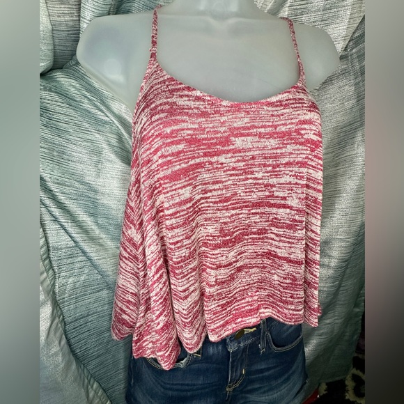 Hollister Knit Racerback Tank Pink / Red Flowy Crop Top Camisole Shirt ~ Medium - Picture 3 of 9